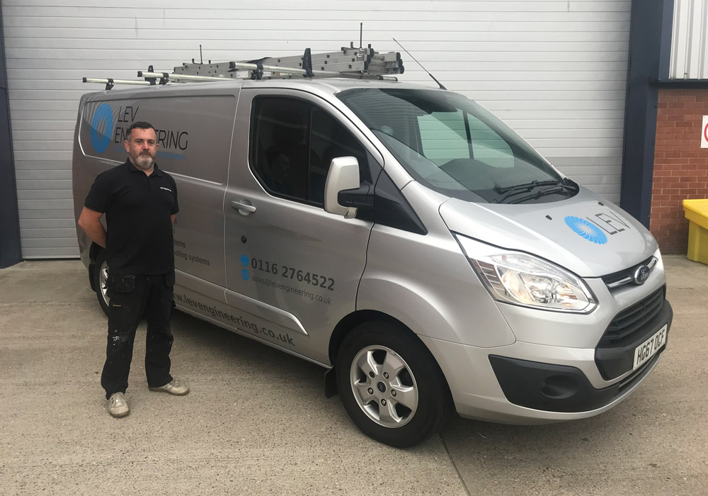 lev-van LEV Van